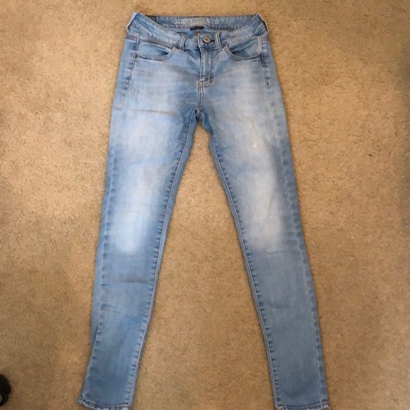American Eagle Outfitters Denim - American Eagle light wash skinny jeans